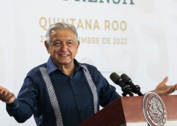 AMLO: Orgullo que se declare a nuestro embajador persona no grata