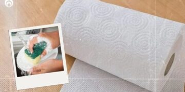 ¿Por qué no debes secar tus trastes con servilletas cuando los lavas?