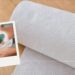 ¿Por qué no debes secar tus trastes con servilletas cuando los lavas?