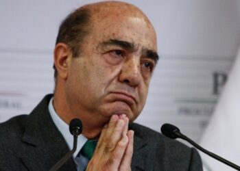 Le niega salida del penal a Murillo Karam para recibir atención médica