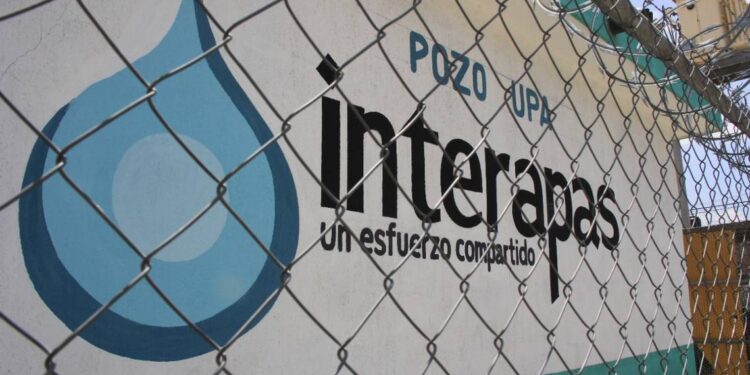 Usuarios del Interapas denuncian cobros dobles por el servicio del agua