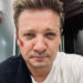 Jeremy Renner reaparece en redes y lanza mensaje de agradecimiento