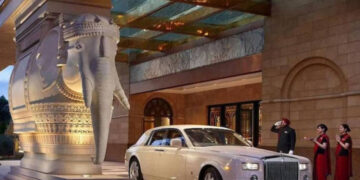 En India, hombre finge ser funcionario de jeques árabes y se hospeda en lujoso hotel sin pagar