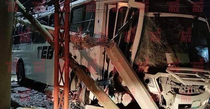 Fuerte choque en la B. Anaya provoca apagón en varias colonias