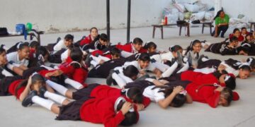 Escuelas de SLP hacen simulacros ante posibles balaceras