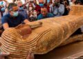 Impactante hallazgos en Egipto: ¡una momia cubierta en oro!