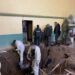 Descubren bajo salón de bailes una fosa con decenas de cadáveres