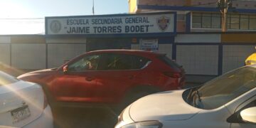Regreso a clases generó caos vial en zonas escolares