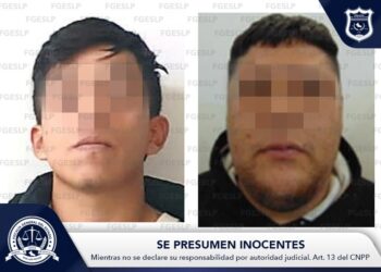 Sujetos que robaron camioneta a una mujer y a su hijo fueron detenidos