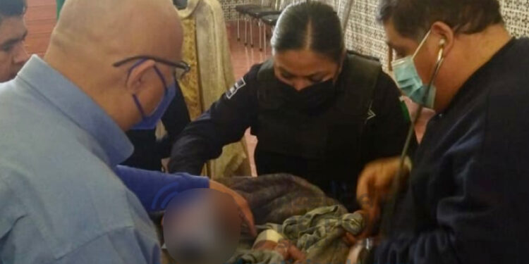 Abandonan a recién nacida en la Iglesia de Tlaxcala