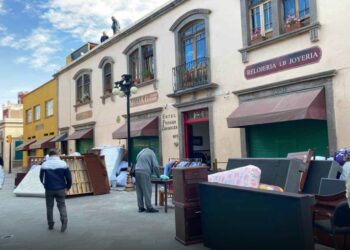 Por falta de liquidez, desalojan con orden judicial hotel en el pasaje Zaragoza