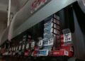 Alistan amparos pequeñas tienditas contra ley que prohíbe tener cigarros a la vista