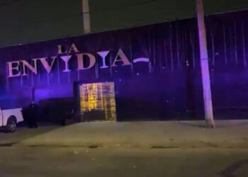 Una mujer muerta y cuatro levantados, saldo de balacera en antro de la carretera 57