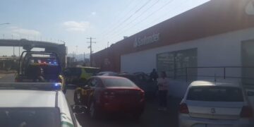 VIDEO| Asaltan banco Santander en zona metropolitana de SLP