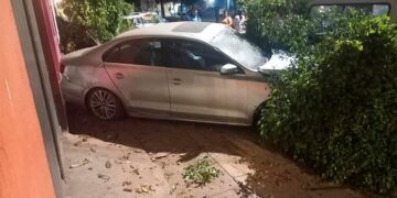Hombre muere en fuerte choque en la Garita