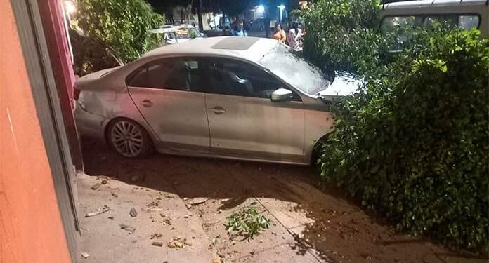 Hombre muere en fuerte choque en la Garita