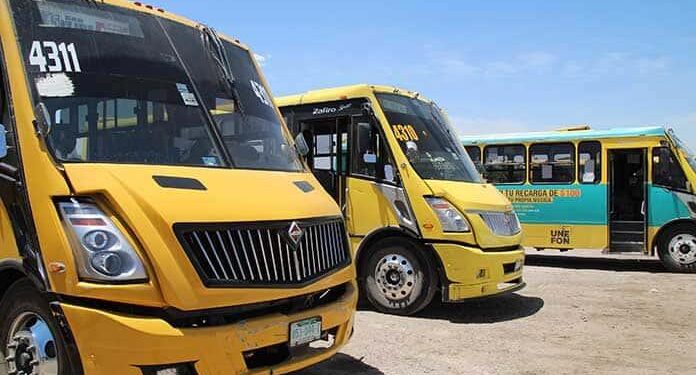 Transportistas rechazan posible tarifa de $12.50 porque no es suficiente