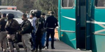 Mujer indigente murió arrollada por camión urbano frente al Hospital Central