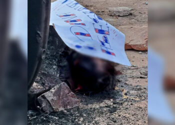 VIDEO| Queman vivo a un policía en medio de protestas en Perú