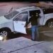 VIDEO: A mano armada, roban camioneta a mujer y a su hijo en calles de la colonia Industrial Mexicana