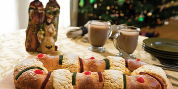 Día de Reyes 2023: ¿Por qué la Rosca de Reyes tiene “muñequitos” adentro?