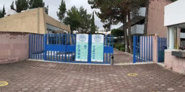 Estudiantes de la Facultad de Ciencias de la Comunicación exigen que no se recontrate a catedrático acosador