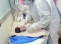 Abandonan a un bebé recién nacida en un monte en Sinaloa