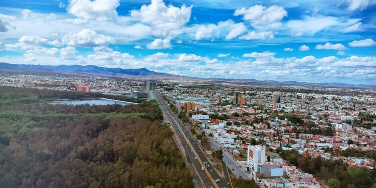 Sábado mayormente soleado en la capital potosina