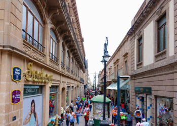 Artistas gráficos y urbanos embellecerán comercios del Centro Histórico
