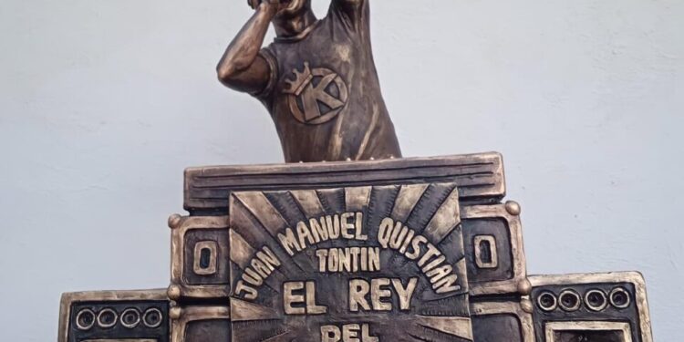 Inmortalizarán al Rey del Wepa con estatua en Barrio de Tlaxcala