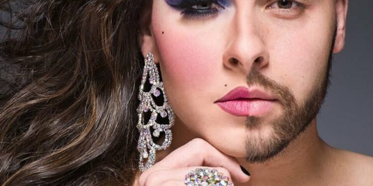 Una chica trans se arrepintió de su cambio de género y culpó al sistema de salud en España