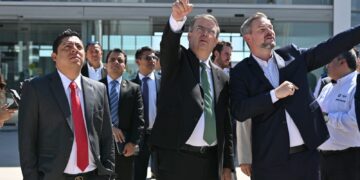 Ricardo Gallardo dio la bienvenida a nueva planta de autos BMW