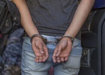 Sujeto fue detenido por machetear a un hombre durante una riña