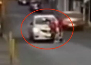 VIDEO: Indignación en Morelos; un taxista se fugó tras arrollar a una mujer y a sus dos hijos