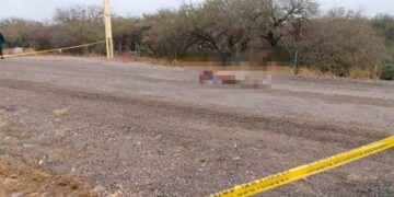 Hallan cuerpo de un hombre  en la carretera a Matehuala
