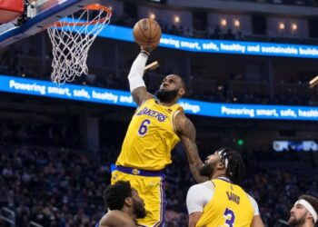 LeBron James, nuevo máximo anotador de la historia de la NBA