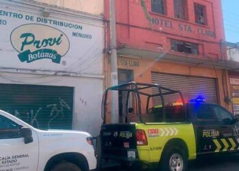 Encuentran a un huésped muerto en hotel del Centro