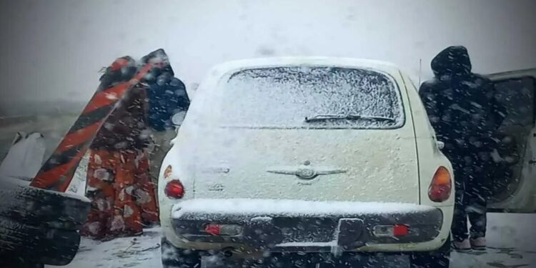 VIDEO: Suspenden clases en escuelas de 20 municipios de Sonora por nevadas