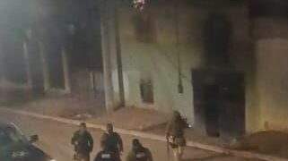 En nuevo enfrentamiento en Cárdenas una vivienda fue baleada e incendiada