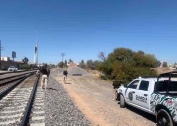 Encuentran cadáver encobijado en las vías México-Laredo