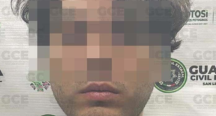 Joven se negó a pagar la cuenta por consumo de alcohol en un negocio de Bellas Lomas; fue detenido