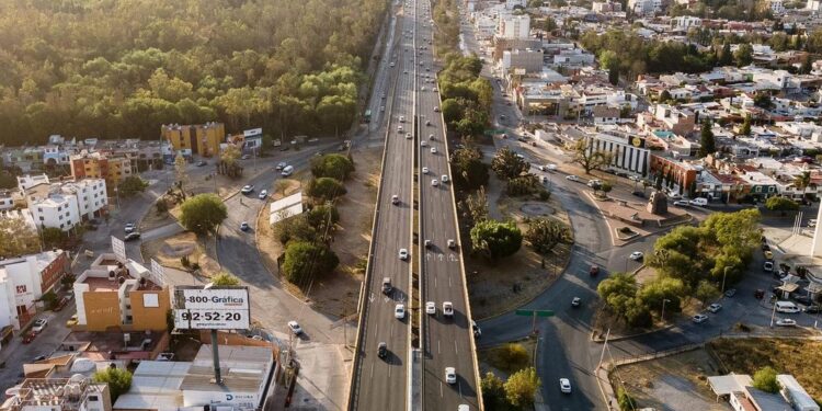 Lunes mayormente soleado en la capital potosina