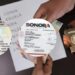 Deudores de pensión alimenticia no podrán tramitar INE, pasaporte ni licencia de conducir
