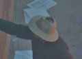 VIDEOS | Identifican a presunto infiltrado en marcha feminista del 8M
