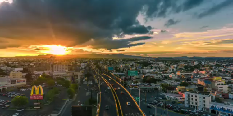 Miércoles parcialmente nublado con posibilidad de lluvia en SLP
