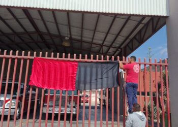 Bomberos se pronuncian en huelga por anomalías en el patronato