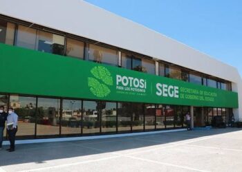 SEGE descontará sueldo a docentes que falten a clases