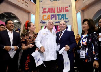 Secretario Miguel Torruco y Alcalde Enrique Galindo inauguran el módulo de San Luis Capital en el Tianguis Turístico 2023