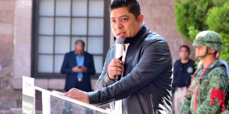 A los violadores se les debe tratar como animales, dice Gallardo
