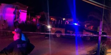 A balazos, ejecutan a dos jóvenes en la colonia Villa Real